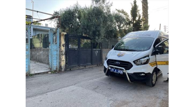 Tartıştığı eşini bıçakla yaraladı