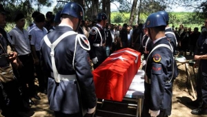 Trafik kazasında şehit olan asker Adana'da defnedildi