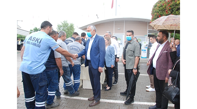 ‘Yeni projelere imza atacağız’