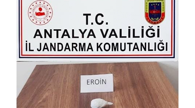 18 gram eroin ele geçirildi