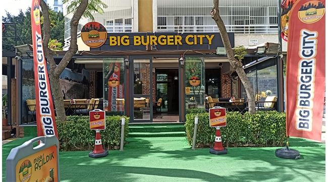 Adana’da yeni bir lezzet yeni bir tat ‘BIG BURGER CITY’
