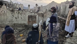 Afganistan 5.9'luk depremle alt üst oldu