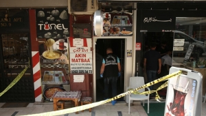 Çay ocağında silahlı saldırı:1 yaralı
