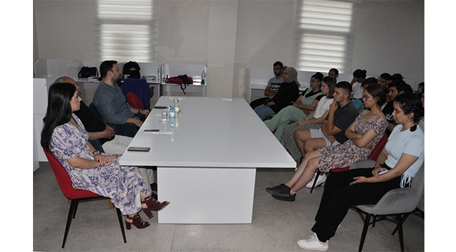 ÇUKUROVA BELEDİYESİ’NDEN ÖĞRENCİLERE PSİKOTERAPİ HİZMETİ