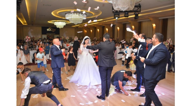 DEMİRKOL AİLESİNE YAKIŞAN DÜĞÜN