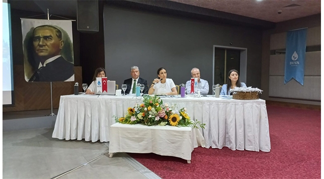 DEVA PARTİSİ ADANA’DA  YEŞİL ÇİZGİLERİNİ ANLATTI