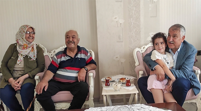 ‘Eli öpülesi gazimize saldırı kabul edilemez’