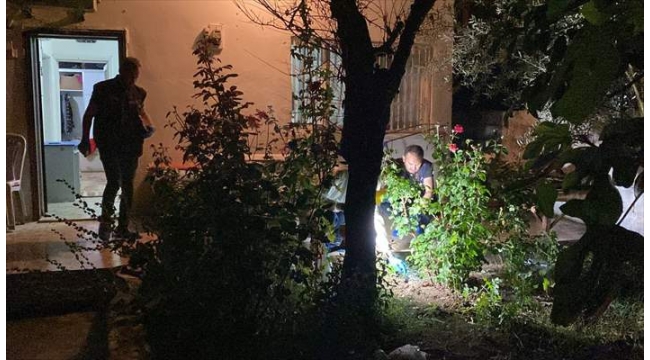 Evinde silahlı saldırıya uğradı