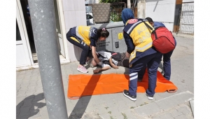 Kaldırımda baygın bulundu