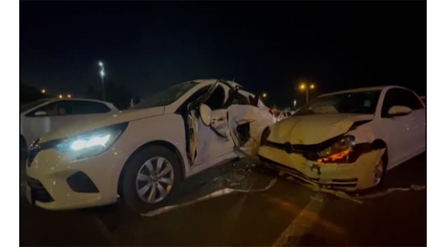 Zincirleme trafik kazası: 3'ü çocuk 8 yaralı