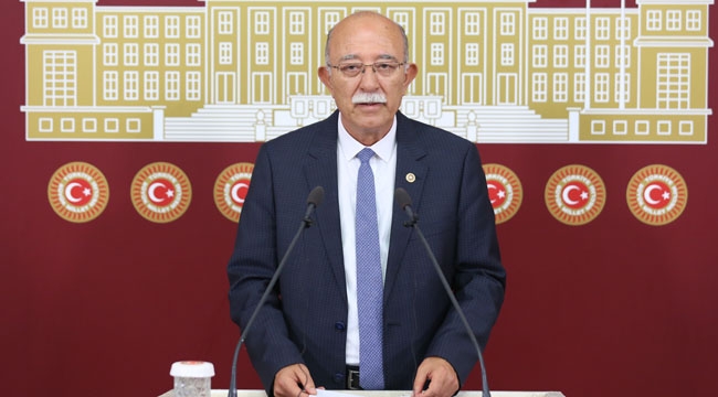 ‘500 BİN İŞSİZ ÖĞRETMENİN AHI TUTAR!’