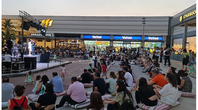 ADANALILAR M1 ADANA’DA MÜZİK VE EĞLENCE DOLU BİR BAYRAM YAŞADI