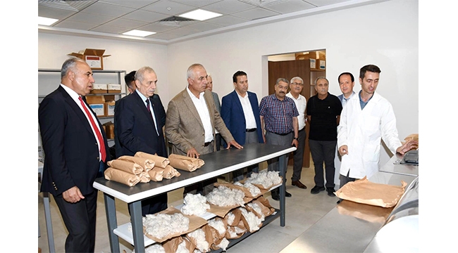‘ADANAMIZI GÜZEL HİZMETLERLE ÖDÜLLENDİRMELİYİZ’