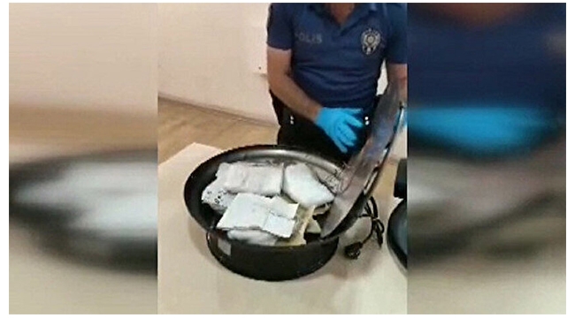 Şüpheli tavırları uyuşturucuyu yakalattı
