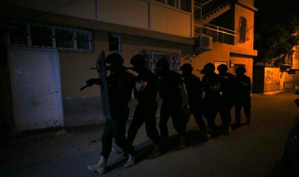 Adana’da DEAŞ operasyonu:10 Gözaltı