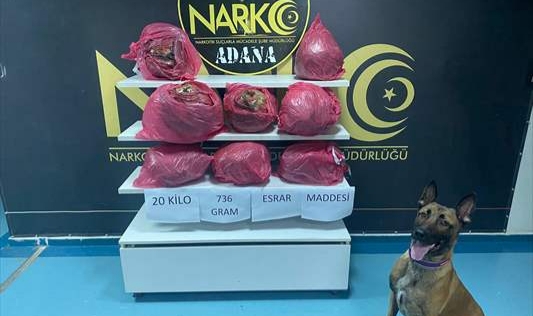 Adana polisi uyuşturucu tacirlerine göz açtırmıyor!