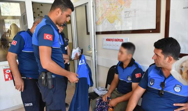 Afganistan uyruklu sahte zabıta gözaltına alındı