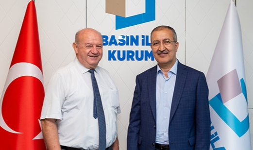 'Anadolu basının sorunlarını çözeceğiz'