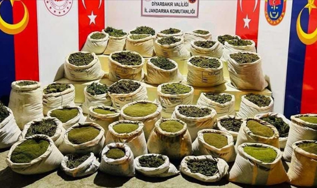 Diyarbakır'da "Eren Abluka-34 narkoterör'' operasyonu başlatıldı