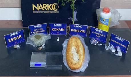 Ekmek arası uyuşturucu bölmesi!