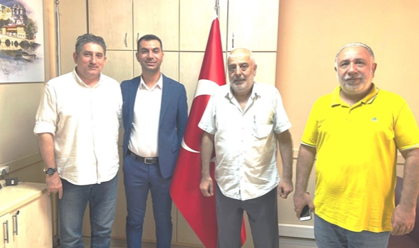 ‘Her zaman yerel basının yanındayız’