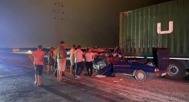 Kara yolunda feci kaza:1 ölü, 4 yaralı