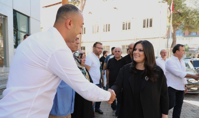 Sarıeroğlu, Adana’nın ilçelerini karış karış geziyor