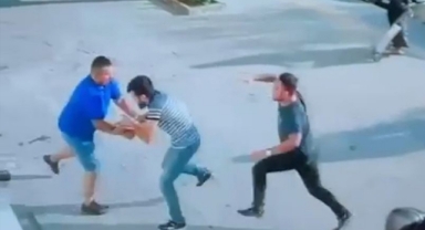 Sokak ortasında silahlı çatışma!