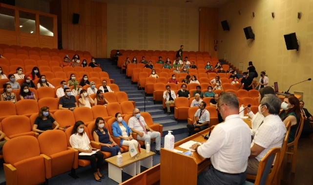 Tuncel, Araştırma Görevlisi Doktorlarla Bir Araya Geldi