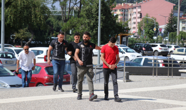 Uyuşturucuyla yakalandı, açıklaması pes dedirtti!
