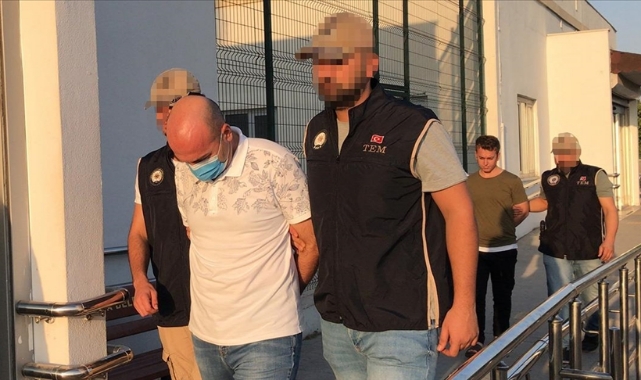 Adana'da FETÖ Operasyonu: 10 Gözaltı