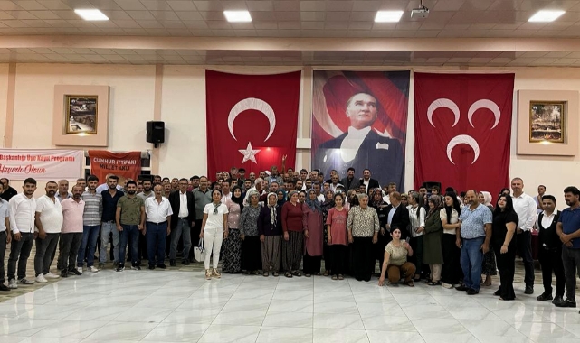 Feke’de MHP’ye 253 kişi katıldı