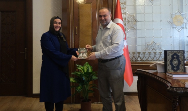 Gül’den Vakt-i Muhabbet kitabı