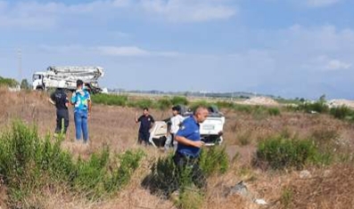 Otomobil takla attı