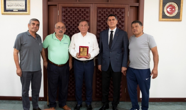 Seyhan’dan “Ata Sporu” na Destek