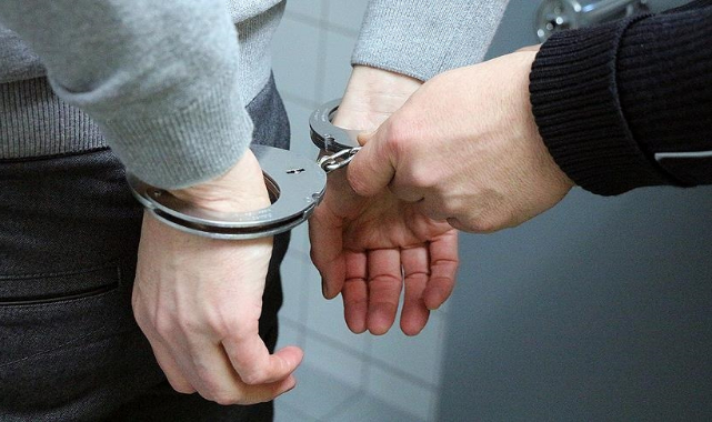 Yurt dışında eğitim alan terörist İstanbul'da yakalandı