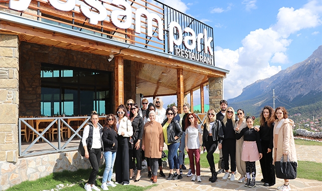 Adana Fashion Week Mankenleri Pozantı'da