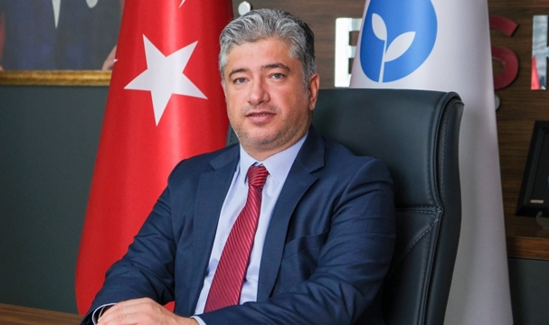 ‘Bu yasa basın emekçilerine vurulmuş darbedir’