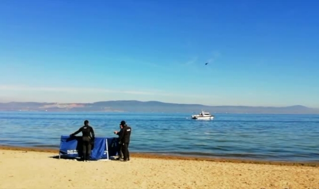 Denizde erkek cesedi bulundu
