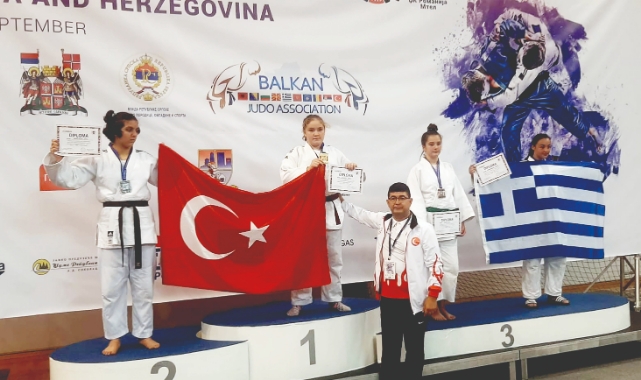 Emine Bayraktar Adana’nın Gururu