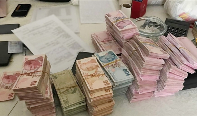 FETÖ'nün finans yapılanmasına operasyon