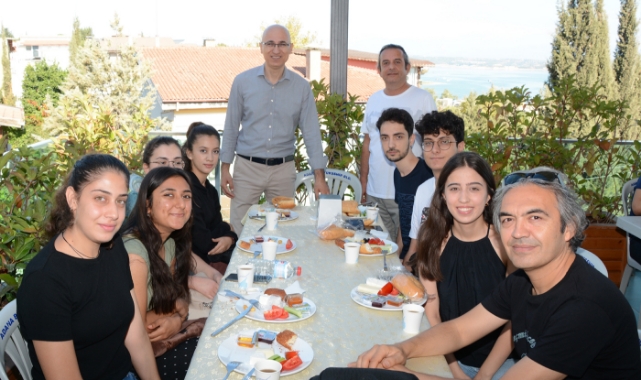 ‘İyi hekim olmak iyi insan olmaktan geçer’