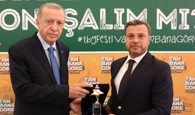 Yüreğir Belediyesi'nin ''Gençlik Projesi''ne Ödül