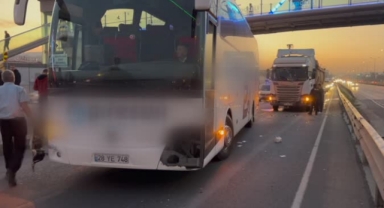 Zincirleme trafik kazası: 1'i hamile 3 yaralı