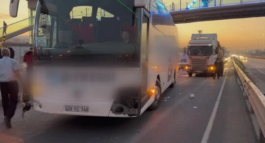 Zincirleme trafik kazası: 1'i hamile 3 yaralı