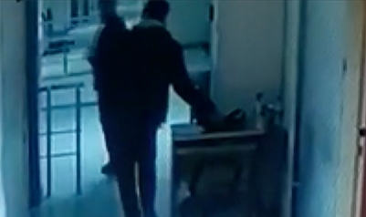Adli kontrolle serbest kaldığı adliyeden hırsızlık yaparak çıktı