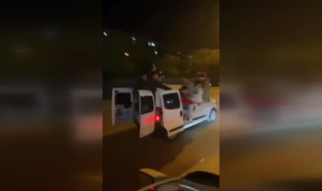 Asker uğurlama konvoyunda tehlikeli anlar!