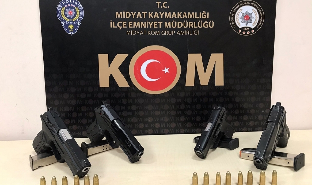 Çeşitli markalara ait ruhsatsız tabanca ele geçirildi