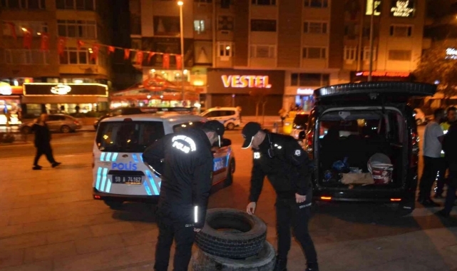 Dolandırıldığını iddia edip, lastik yakma girişiminde bulundu!
