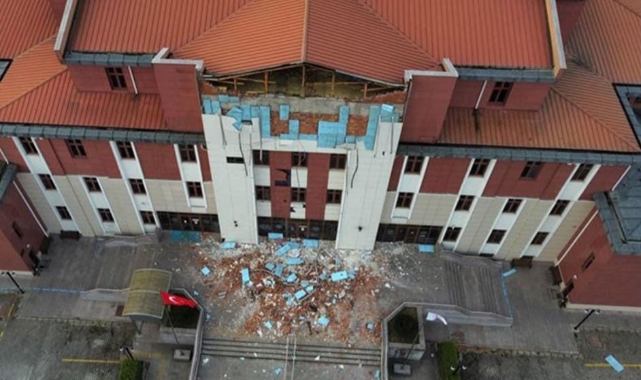 ‘Düzce depremi acil uyarı olarak kabul edilmelidir’